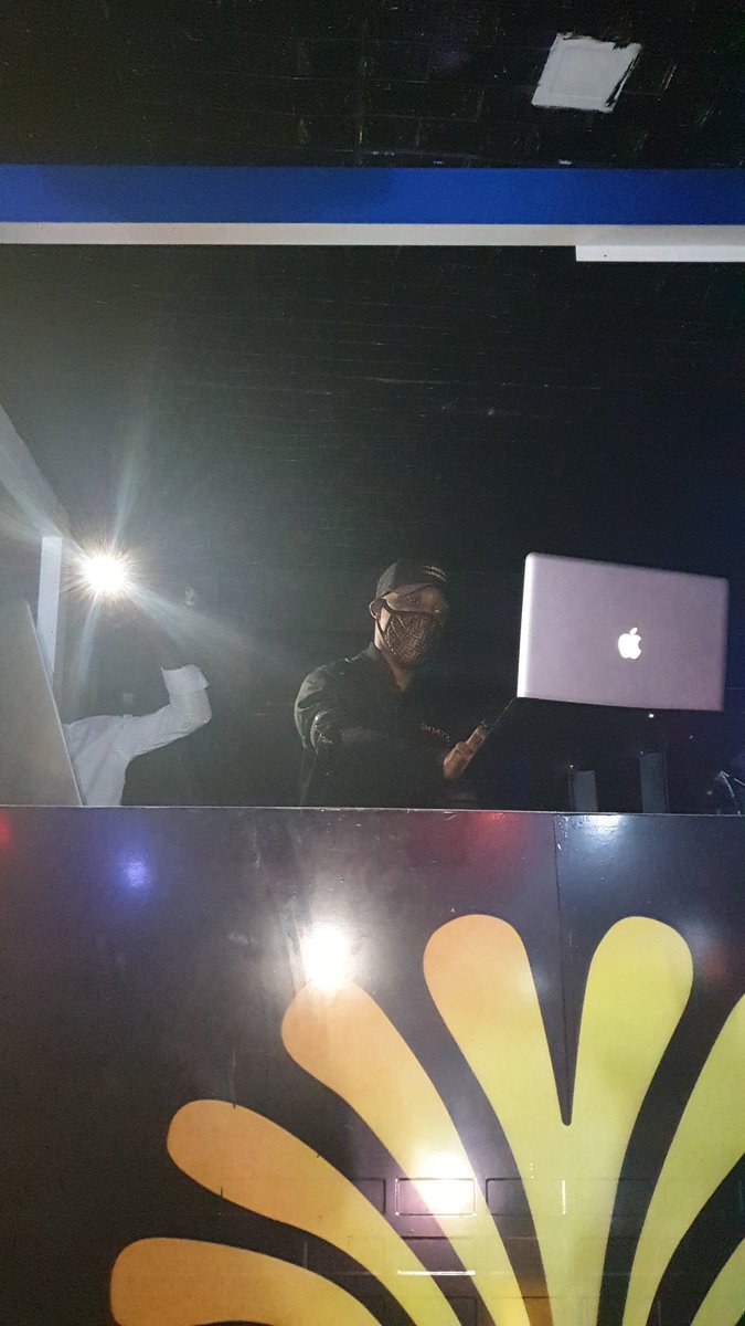 MasterVirus0's tweet photo. #BDayParty 2 merci #FiestaClub c'est dans les mémoires 🔥 https://t.co/PPxFf8HSAi