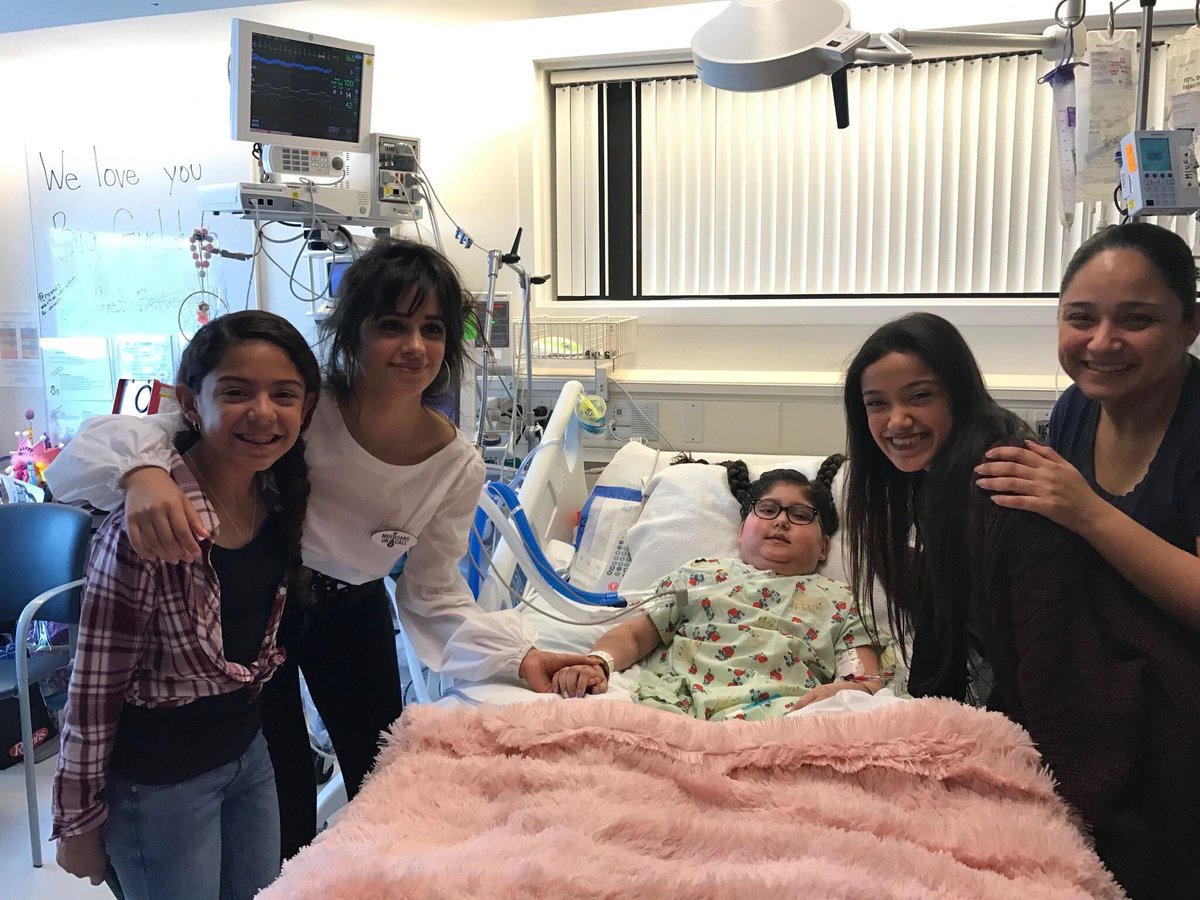 Camila visited the kids at UCLA Mattel Children’s Hospital to brighten their day.