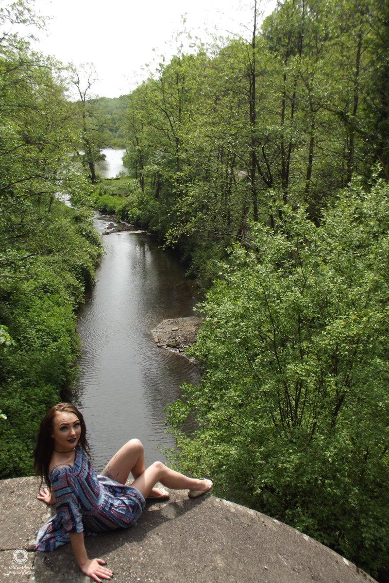 ChrisL_Photo's tweet photo. A beautiful view. #swansea #VisitSwansea #visitWales #photographer #random #fujifilm #CardiffPhotographer #model #modeling #localmodel #river #waterfall #southwalesmodel #welshmodel #localpark #penllergare #woods #PenllergareWoods #locationshoot https://t.co/gJ8QZReUnV