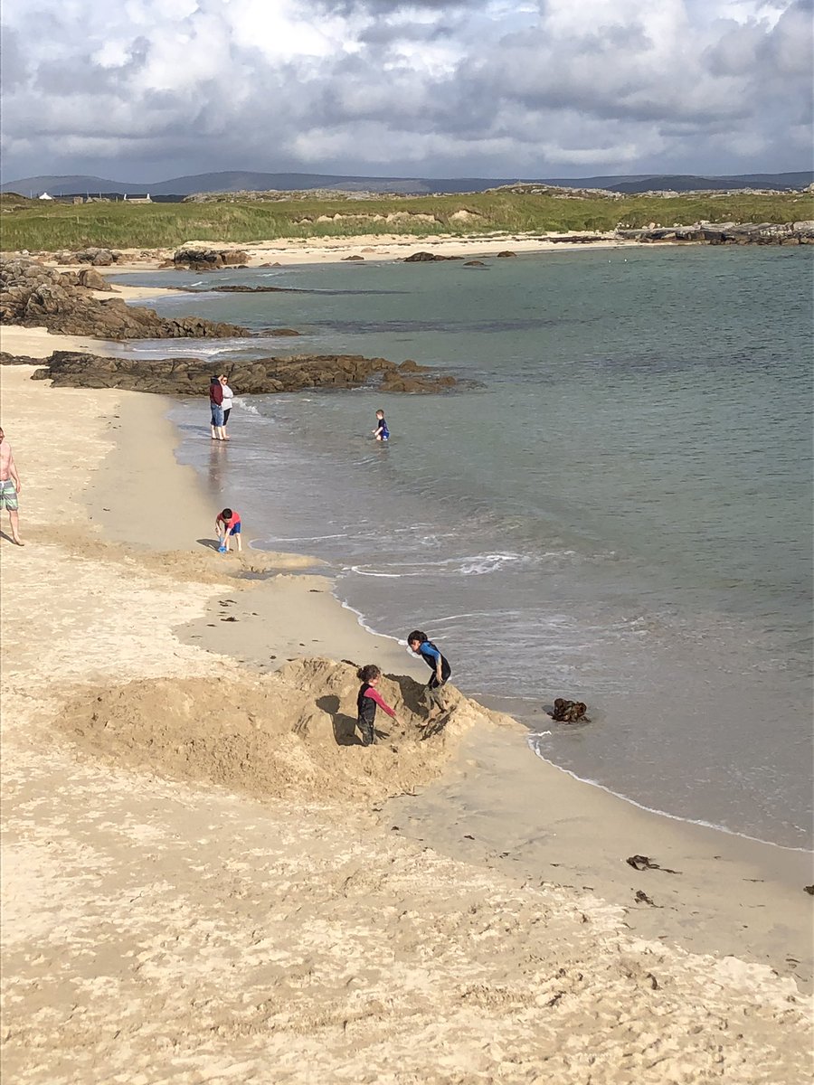 ConnemaraTweets's tweet photo. Gurteen Bay in August - can’t be beaten! https://t.co/ZwuvajJ8IJ