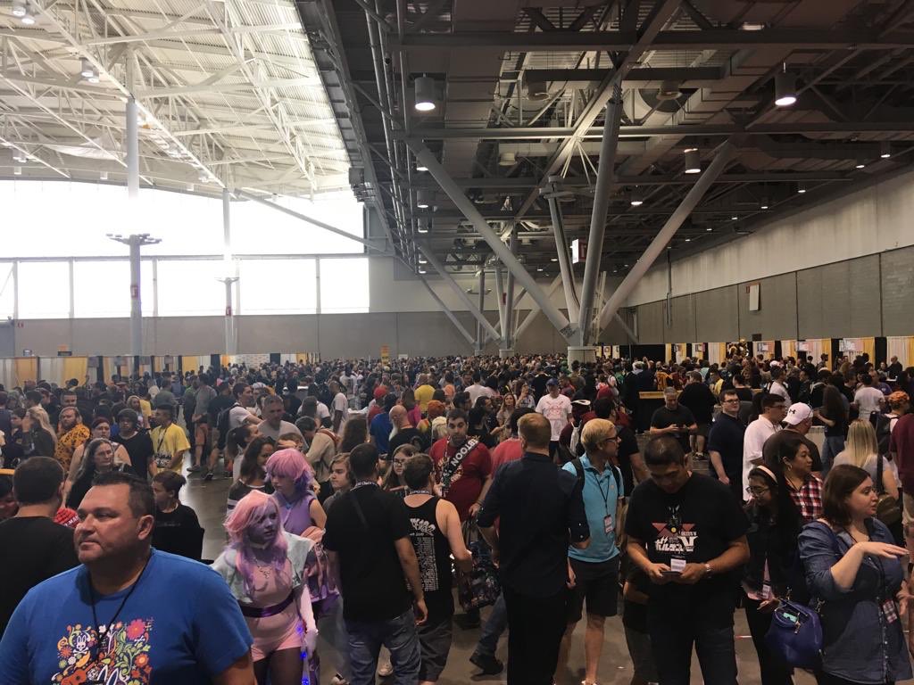 Great fun <a href="/FANEXPOBoston/">FAN EXPO Boston</a> Awesome to have met and passed a few words with <a href="/Peposed/">David Pepose - Comic Book Writer</a> #JordieBellaire <a href="/frankgogol/">Frank Gogol</a> <a href="/artofmmignola/">Mike Mignola</a> /<a href="/SpencerAndLocke/">Spencer & Locke</a> #Redlands #DeadEndKids #Hellboy
