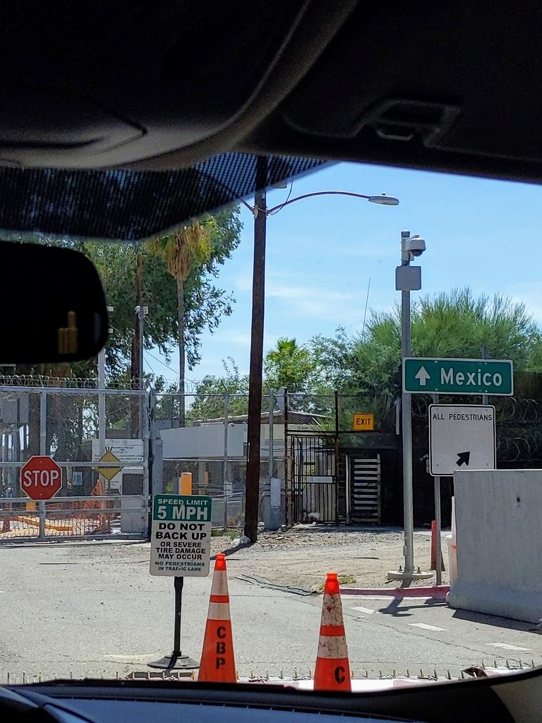 NypHealth's tweet photo. Crossing the border into Mexico with open hearts, medical mission trip in full effect🙏🏼❤️ https://t.co/3qw0hItVhg