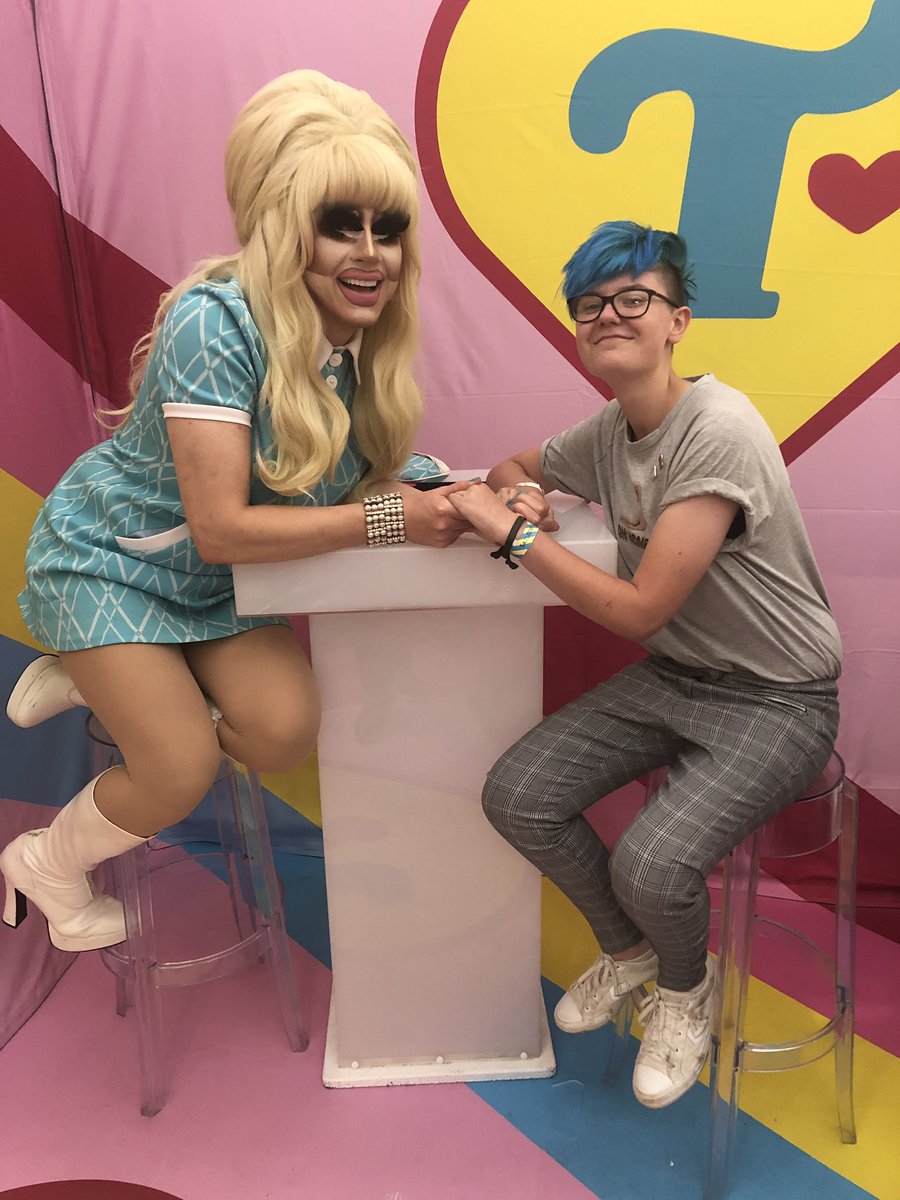 X_jake_mitchell's tweet photo. Hi legend💞 @trixiemattel https://t.co/LmwgT2zKBJ