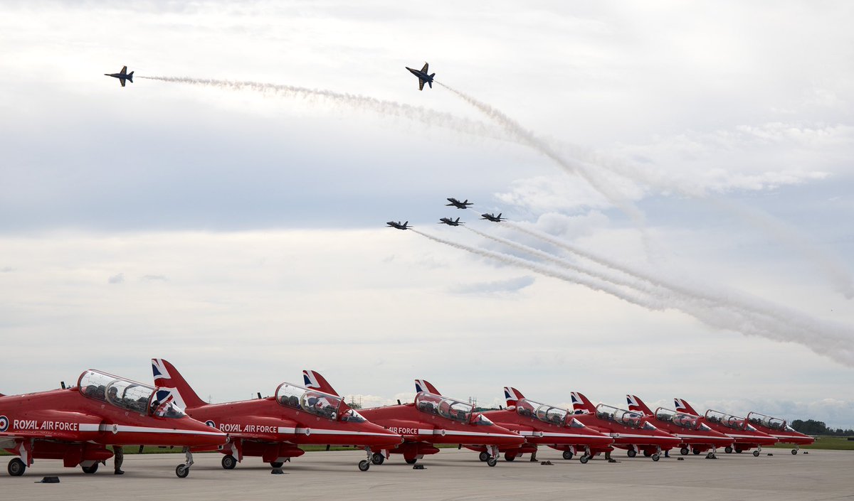 Red Arrows tweet media
