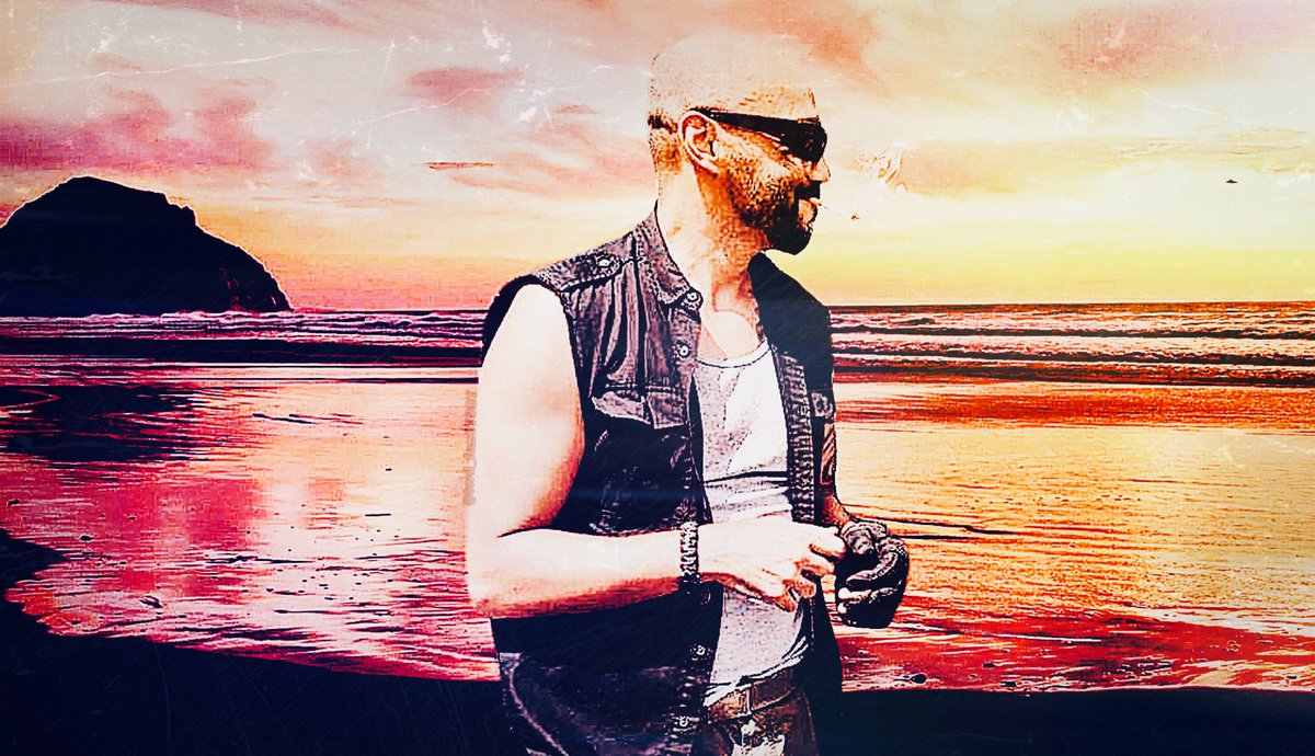 reedus_lover528's tweet photo. I had my granddaughter @twd_fan67887 make this edit for me of @MikeSeal77 https://t.co/cnBRalV6sz