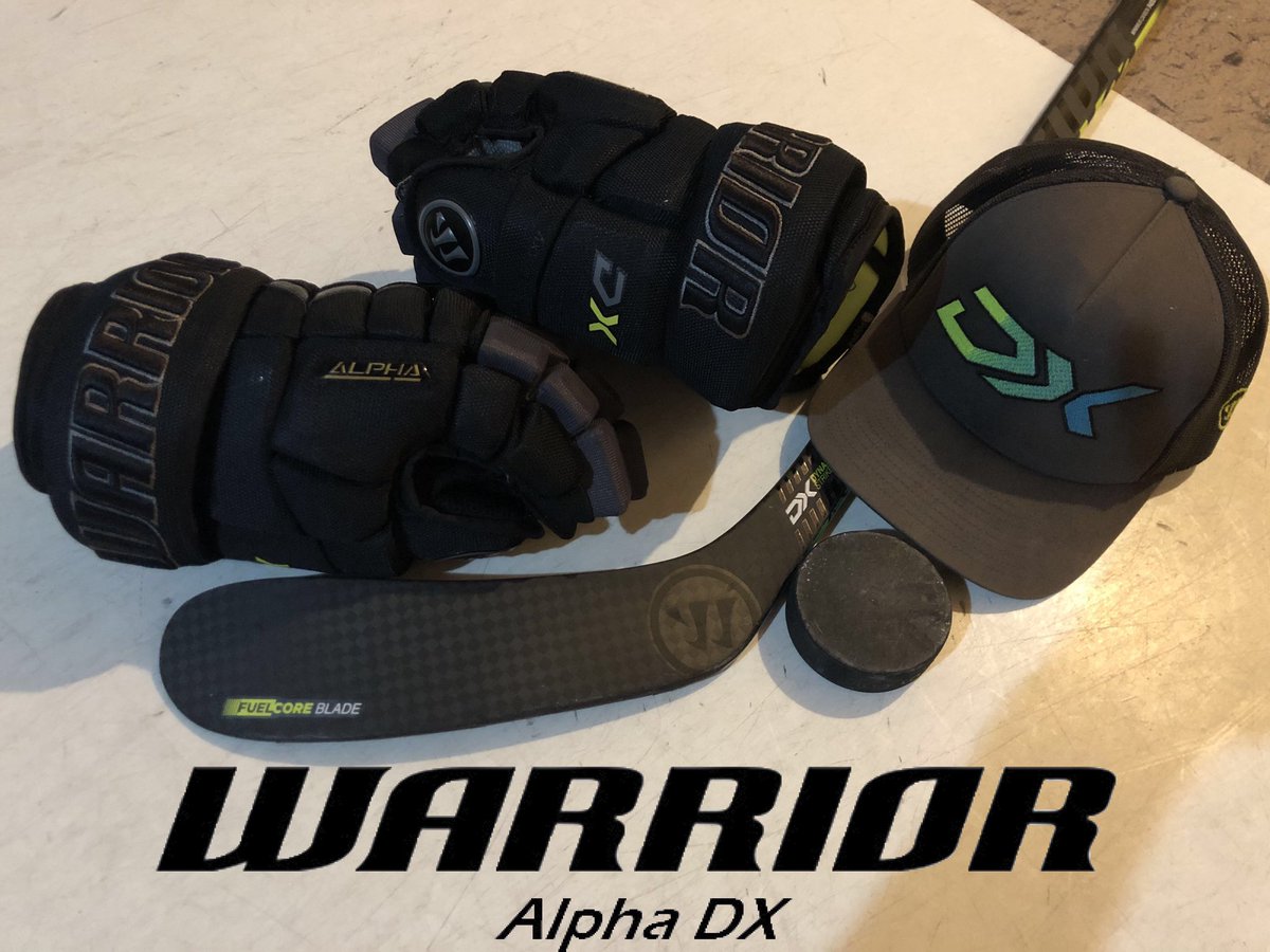 reeffreak_'s tweet photo. Light up your rink with #PinPointPower 💡🚨
Check online retailers today to get your mitts the #AlphaDX
@HockeyMonkey @ProHockeyLife_ @PureHockey
#PowerOn #WarriorVIP @WarriorHockey https://t.co/6bk0KwacBE