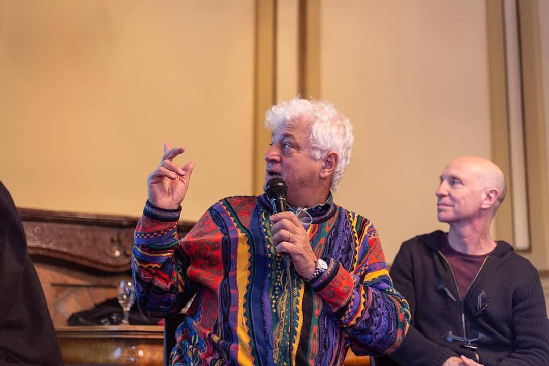 MercadoArteCba's tweet photo. 💬 Pasó por el auditorio #ÁGORA la charla "Arte: lo poético y lo político" #MAC2019

Participaron Marcelo Brodsky (Buenos Aires). RES (Córdoba / Buenos Aires). Fernando Allievi (Córdoba). Con la coordinación de Florencia Giordana Braun. https://t.co/wAzaq7yk9L