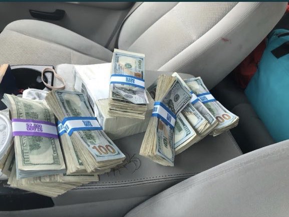 howlin_rob's tweet photo. Are you tired of Sugarmommy scamming. Real and legit Sugarmommy is here looking for real and legit sugar baby. First 50 RT &amp; DM me received $800 instantly. No nude no sexual stuff. I only on PayPal and cash app. DM me on whatspp +15736534178.
#sugarmommywanted
#sugarbabneeded https://t.co/DpKa1UG2nd