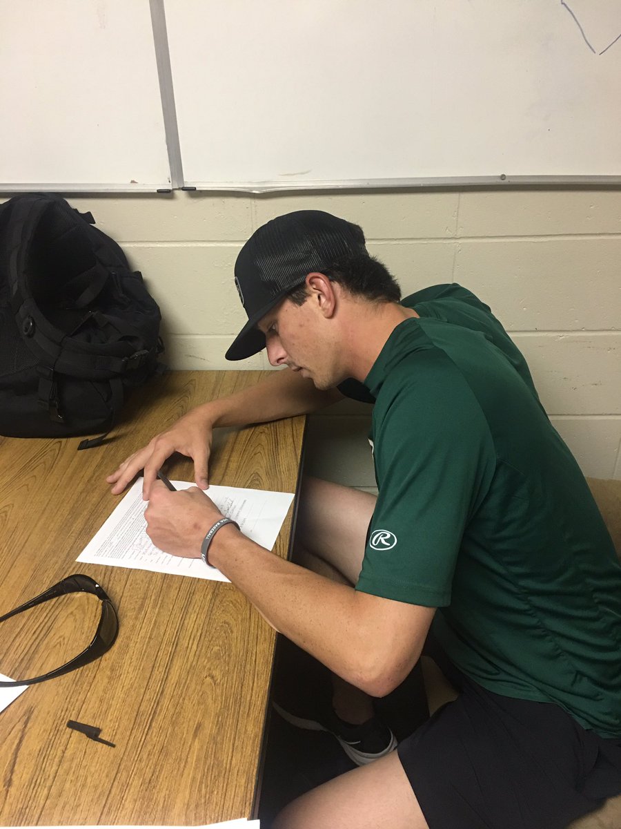 Garrett Alexander tweet media