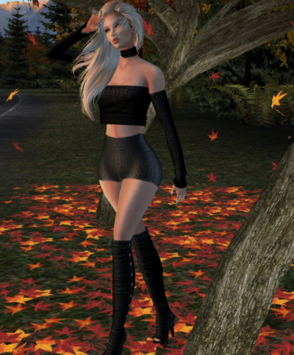 Ismeny_SLVU's tweet photo. Preparing... #fall season #halloween season π #shopismeny #Ismeny #imvu #creator https://t.co/r3NsqVBMlf https://t.co/TdxCzku67e