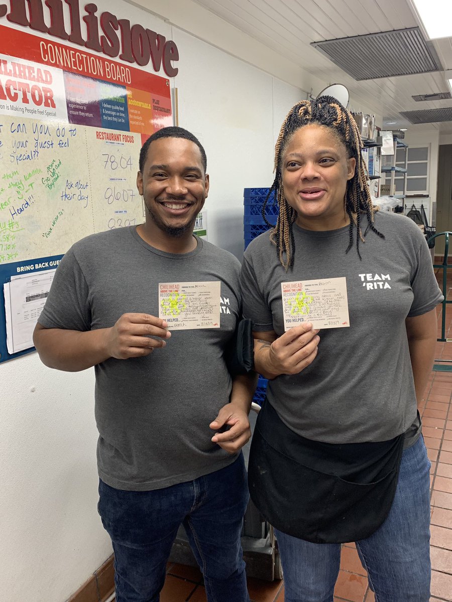 bumpitbekah's tweet photo. #rainingatls at galleria on national fajita day! EVEN HAVE SOME PEER TO PEER RECOGNITION🌶🖤♥️ #teamgalleria #teamestrada #chilislove @hatshepsut_1482 @MichaelChrisMC @xbabyvegasx @EricEstrada353 https://t.co/B8wwwdsFYc