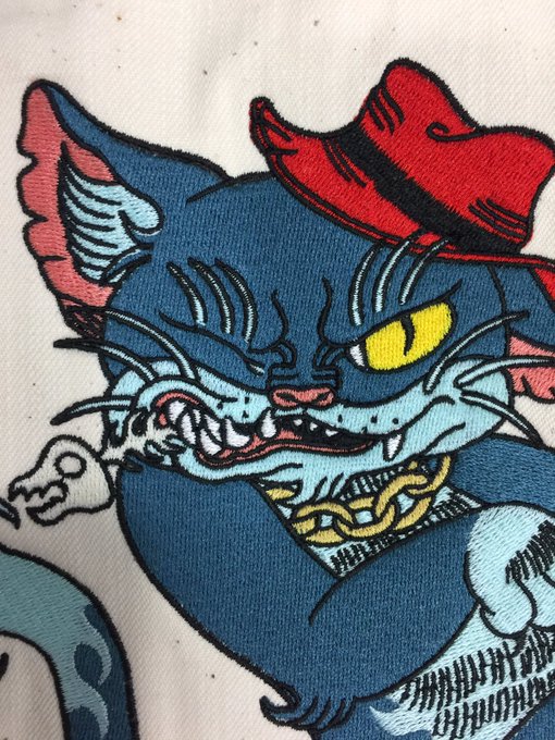 昨日、リーバイスでまた改めてスバイリーの刺繍を見たんだけど、やっぱり美しくてかっこよくて嬉しかった。 