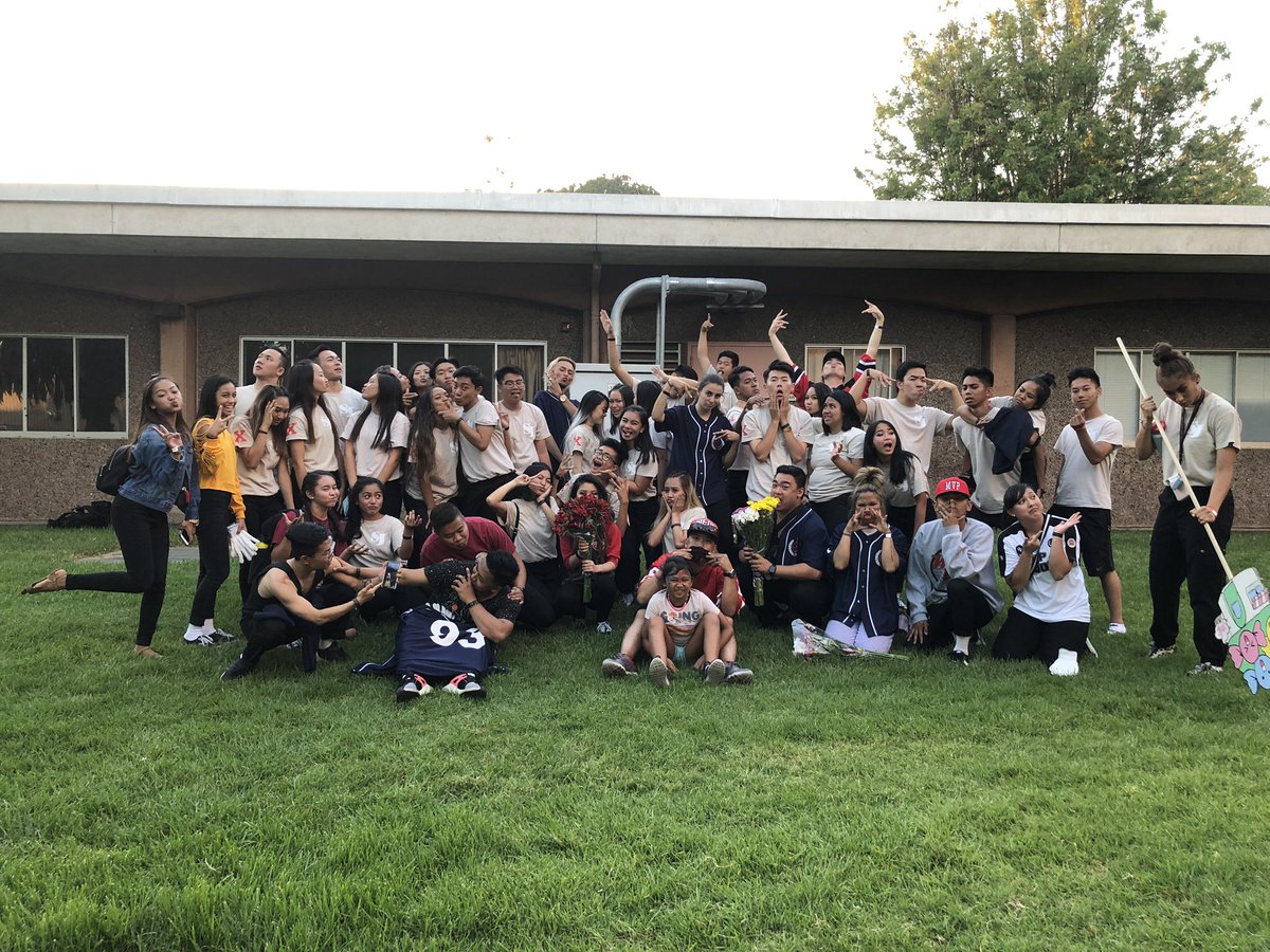 MVPSanJose's tweet photo. A very bittersweet moment, but it’s been an amazing 10 years in this dance community. We may be disbanding, but we’re always family. 
〽️✌🏼🅿️ OUT 🍬💡 https://t.co/EJP2jRgTqa