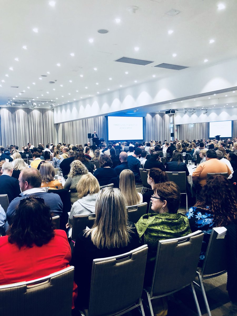 Krystal_Bevin's tweet photo. More than 850 colleagues gathered to soak up the wisdom of @dylanwiliam #embeddingformativeassessment #DoELeaders #RNOD @Dr_FWalsh @lake_network @mccallumtp @BreeseTracey @KhalilKhay @CallaghanPrinc1 @WestwallsendHS @ClarkeMelanie @lauren_holding https://t.co/Qy9N3Zf63t