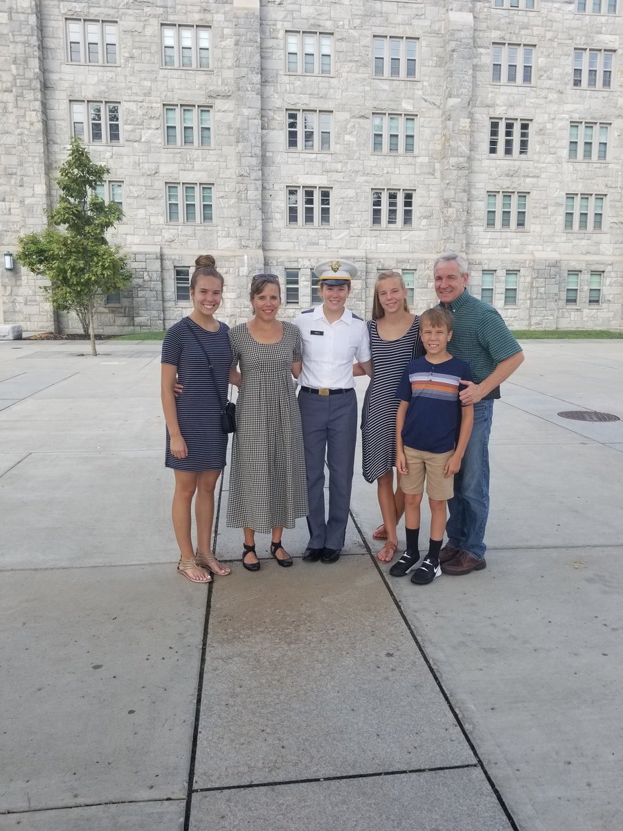 TiffanyGrete's tweet photo. Had to leave our Cadet @AlicynGrete to follow her dreams today! Keep giving it everything you've got and leave the rest up to Him knowing that when you are weak then He is strong. #USMA2023 https://t.co/Y1bxSxniQP