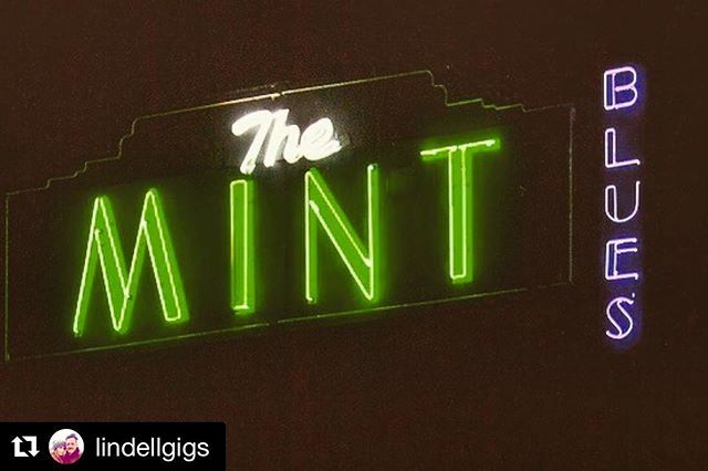 AboutKenBerger's tweet image. #Repost @lindellgigs with @get_repost
・・・
Eric Lindell &amp;amp; The Natural Mystics w Anson Funderburgh kick off California Summer Caravan 2019 this coming Thursday in Los Angeles Ca. August 22 . #h208 #hclass #LiveSound #lindellgigs #ericlindell #ericlinde… ift.tt/2Hdu7R0