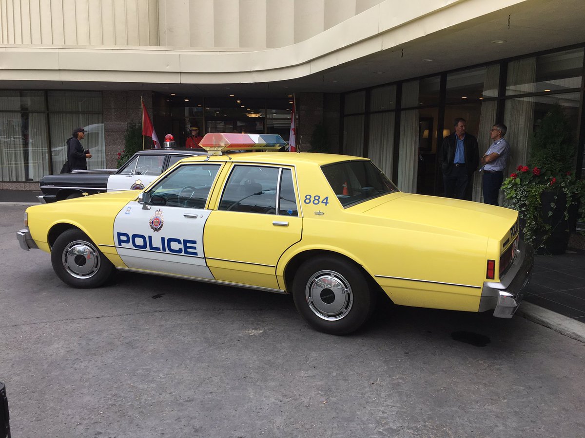 Gbaeb's tweet photo. Feeling Safe and secure at #chateaulacombe for the yeg traffic safety reception https://t.co/Y4dNyzkZFN