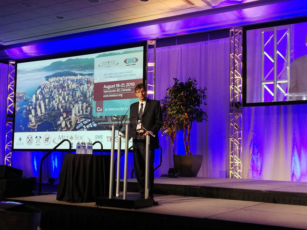 e_mirandas's tweet photo. Dr. Joel Kapusta opens #Copper2019 International Conference in Vancouver @IIMCh @aminerals @CIMetSoc @CodelcoChile https://t.co/BSKdZX4yeG