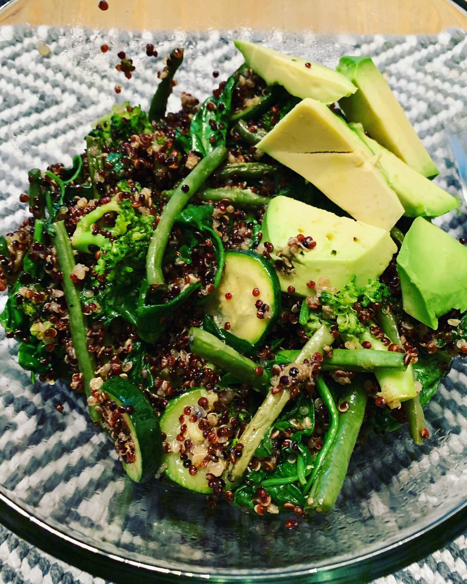 Have you tried my green quinoa bowl? The recipe has been up on my YouTube channel! It is delicious and nutritious 🌱 youtube.com/watch?v=78rlAR… #veganrecipes #quinoabowl #homecooking #plantbased #whatveganseat