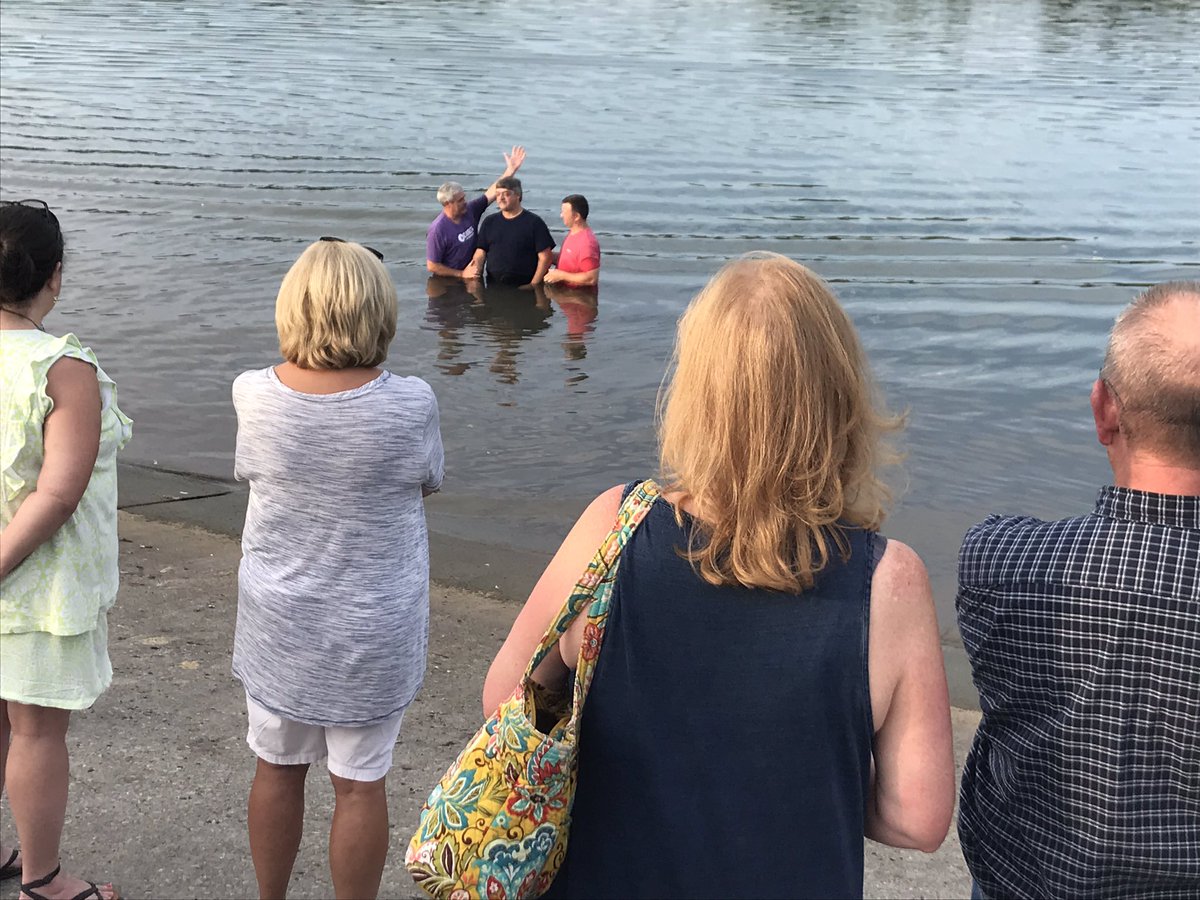 Beautiful night for baptism at Melton Hill Lake in Oak Ridge!!!
@BeechParkChurch’s “Church on the Move”  Great crowd came to worship our Lord Jesus!