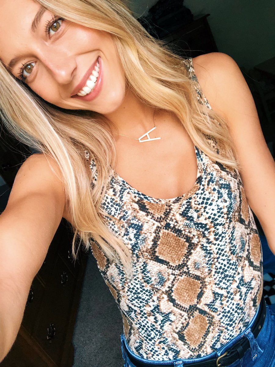 Young_Laydee's tweet photo. Letter necklaces are cute and all, until your name starts with an ‘A’ and now it looks like you’re promoting adultery with the scarlet letter https://t.co/3pZn9hXBR6