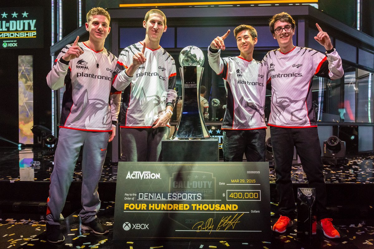 RichZIZ's tweet photo. @Clayster 💍💍 https://t.co/uq7k3c0Ghj