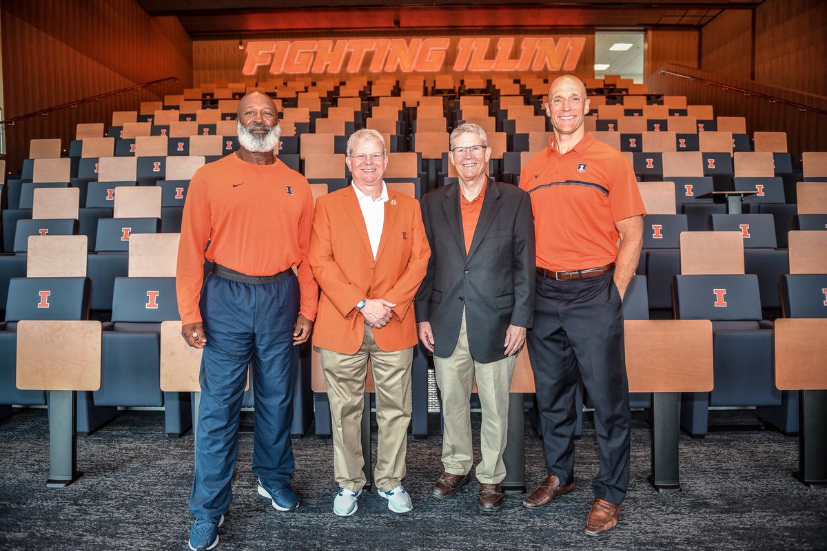 IlliniAD's tweet photo. Today doesn’t happen without the generous support of so many, especially Dale and Chris Smith and the Smith family. So grateful for their remarkable generosity. Today they changed Illinois Football forever. #SmithFootballCenter https://t.co/hCP0wtGEsu