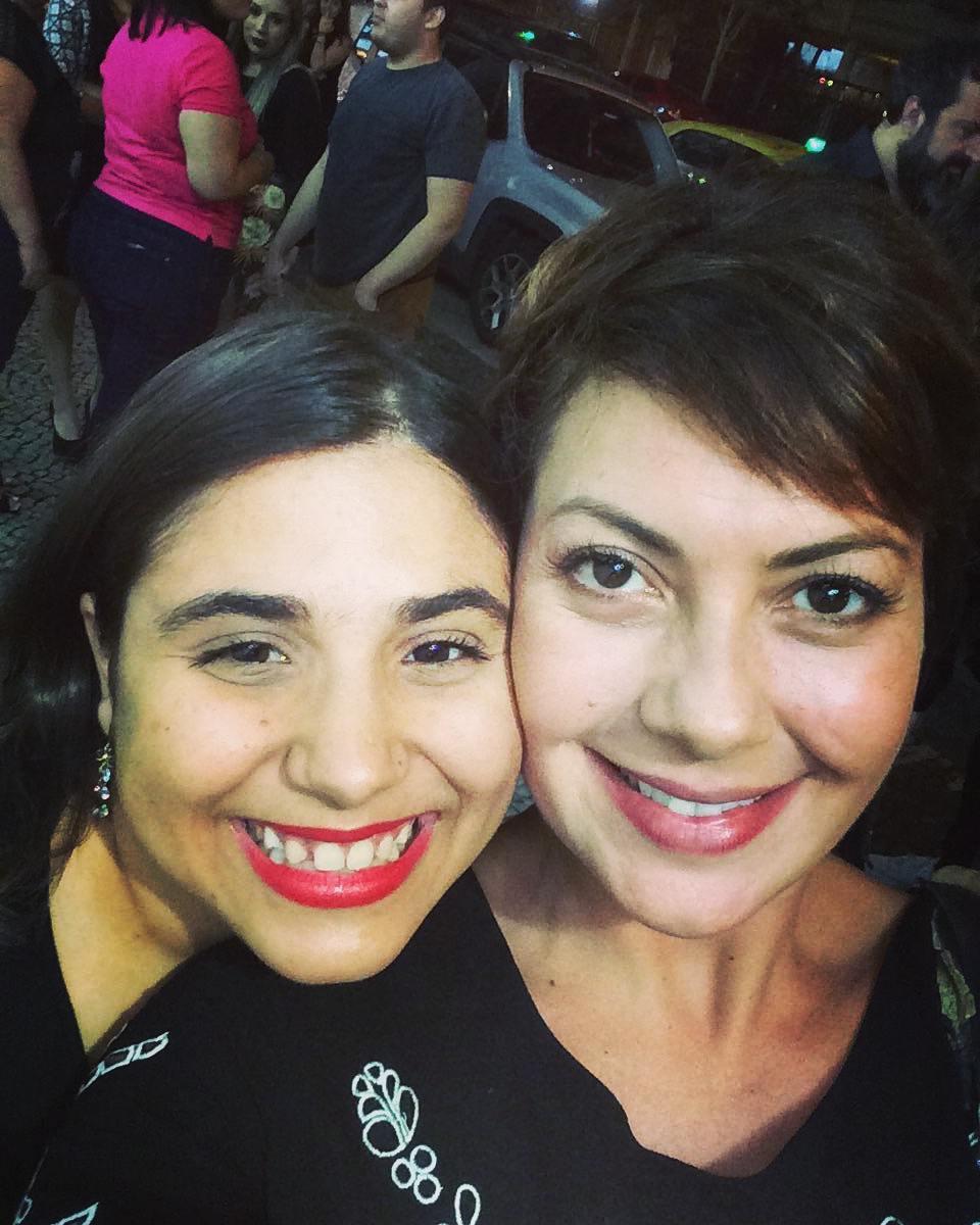 luiza_rogato's tweet photo. Hoje é aniversário de uma das pessoas mais incríveis que eu já tive a chance de conhecer!! Feliz vida, @fabiunascimento! Espero que você consiga realizar todos os seus desejos... Você é luz e merece o mundo!💜HAPPY FABIULA DAY https://t.co/A3sSLa1VJj
