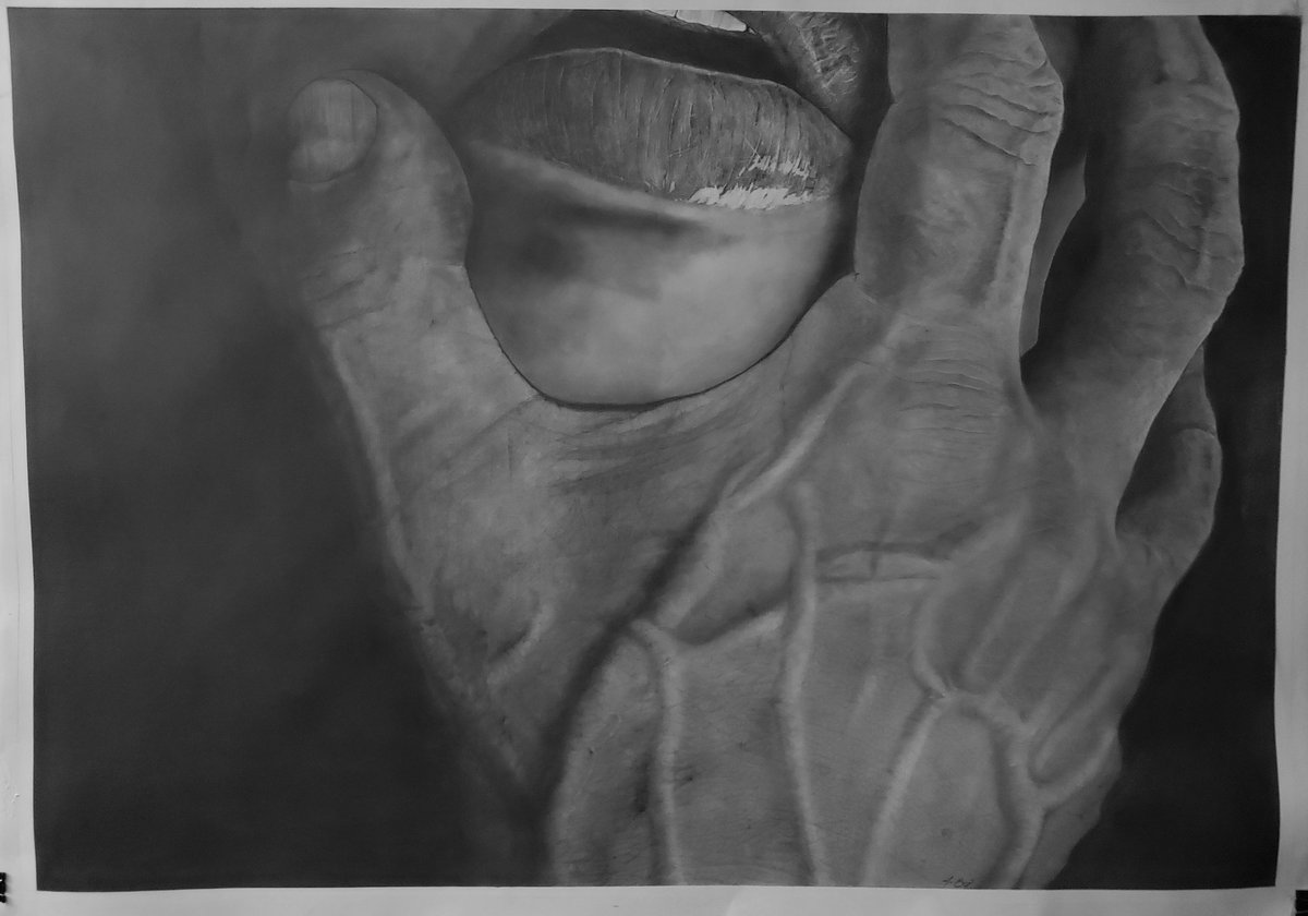 JasonewingA's tweet photo. "To Breathe"
55" x 42" Pencil and graphite on Paper. https://t.co/YHuFauxhX7