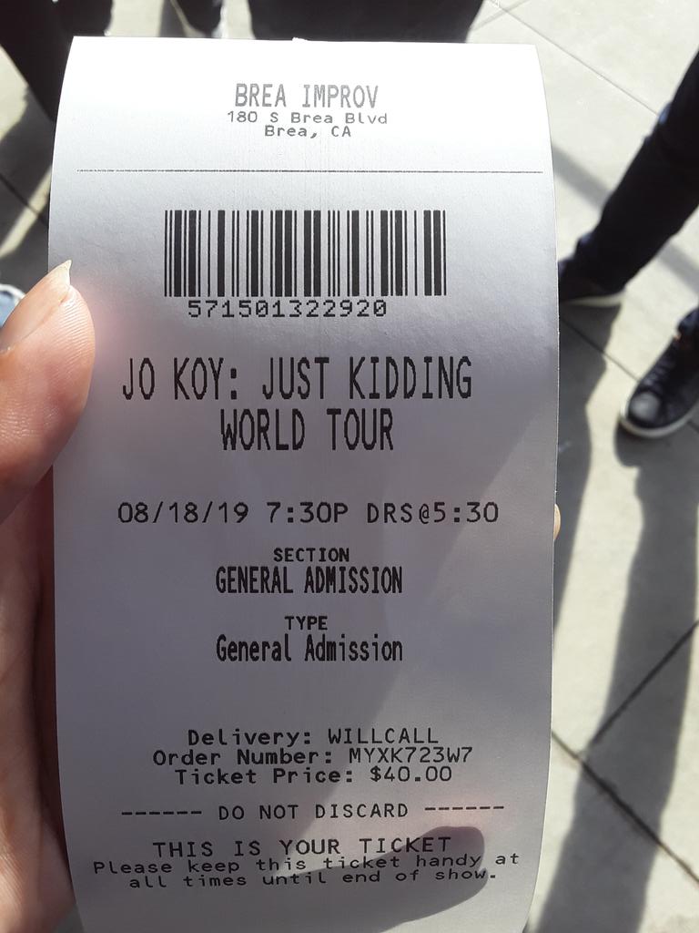 psweezey's tweet photo. My bestie gave me the dopest birthday gift ever and I got to return the favor. We going to see the funniest and realist dude @Jokoy #JosepInHisMomsVoice #JustKiddingWorldTour #FunniestPhilipinoIKnow https://t.co/eJ4YDuuE4b