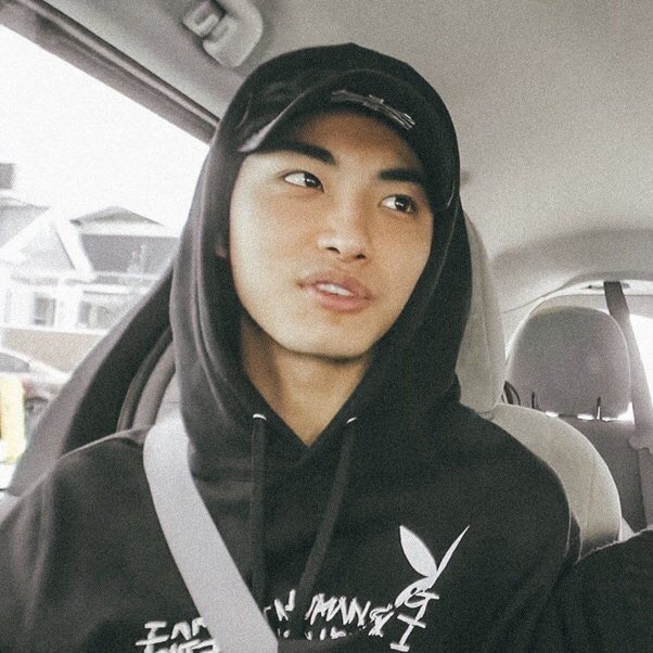 ateezqtbot's tweet photo. ateez barefaced appreciation tweet: 
a thread ✨ https://t.co/DCAzd8EVVN