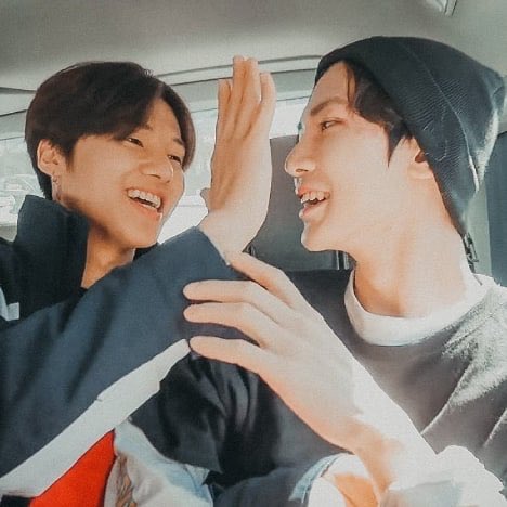 ateezqtbot's tweet photo. i need more barefaced ateez 🤧 https://t.co/Yi23kHKJYv
