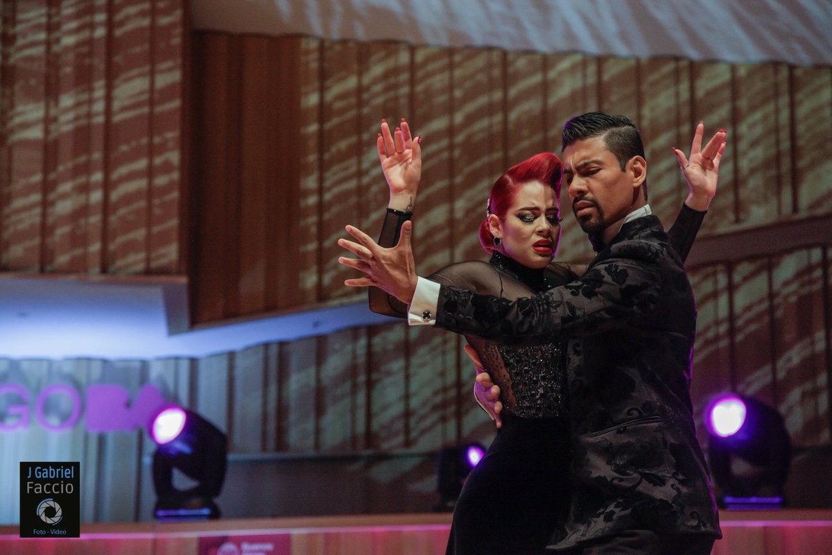 bogotango's tweet photo. A VOTAR #MundialDeTango en Facebook y Twitter por tu pareja preferida Tango Escenario. Escribe #TangoBA + número de pareja. POR COLOMBIA 
452 de Cali / 528 de Medellín / 530 de Manizales ó a través del siguiente link https://t.co/cdqoD3Wc4x https://t.co/U9tGk1w2ir