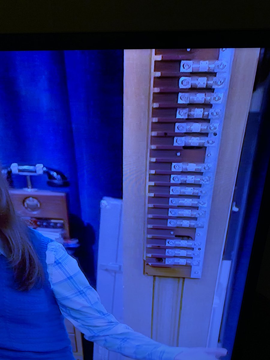 HoopsCoach_Shea's tweet photo. @bigbangtheory Wondering for years....what is this?? https://t.co/dvmhva9ue2