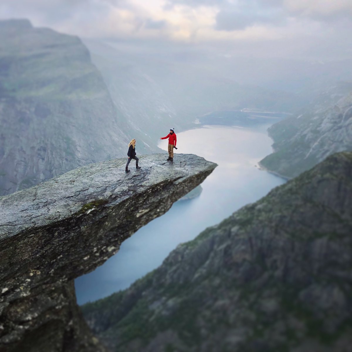 HarryMartin__'s tweet photo. Exploring Norway 🇳🇴
“It’s completely safe, honest”
@trollzunge #trolltungaactive #visitnorway https://t.co/kOSobX1uTi