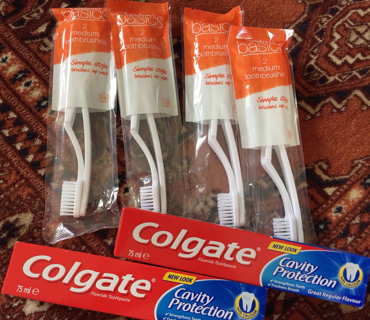 Morning, up early- heading to Newcastle for Harry’s NCS Charity Fun Day. He’s one of a group of 15 young people trying to raise money for the homeless &amp; disadvantaged via <a href="/PeoplesKitchen/">PK Newcastle</a> 
Aiming 2 provide food &amp; toiletries 2 people at PK Newcastle &amp; toiletries 2 <a href="/oasiscomhousing/">Oasis Community Housing</a>