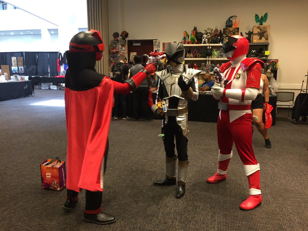 ken2158's tweet photo. Cosplay - Lupin Red, Lupin X, and Patreon 1gou
#JapanWorldHeroes #JapanWorldHeroes2  #Lupinranger #Patranger #ルパンレンジャー #パトレンジャー #ルパパト #ルパンレッド #パトレン1号 #ルパンエックス #LupinRed #Patren1gou #LupinX https://t.co/Jy7w8CrU78