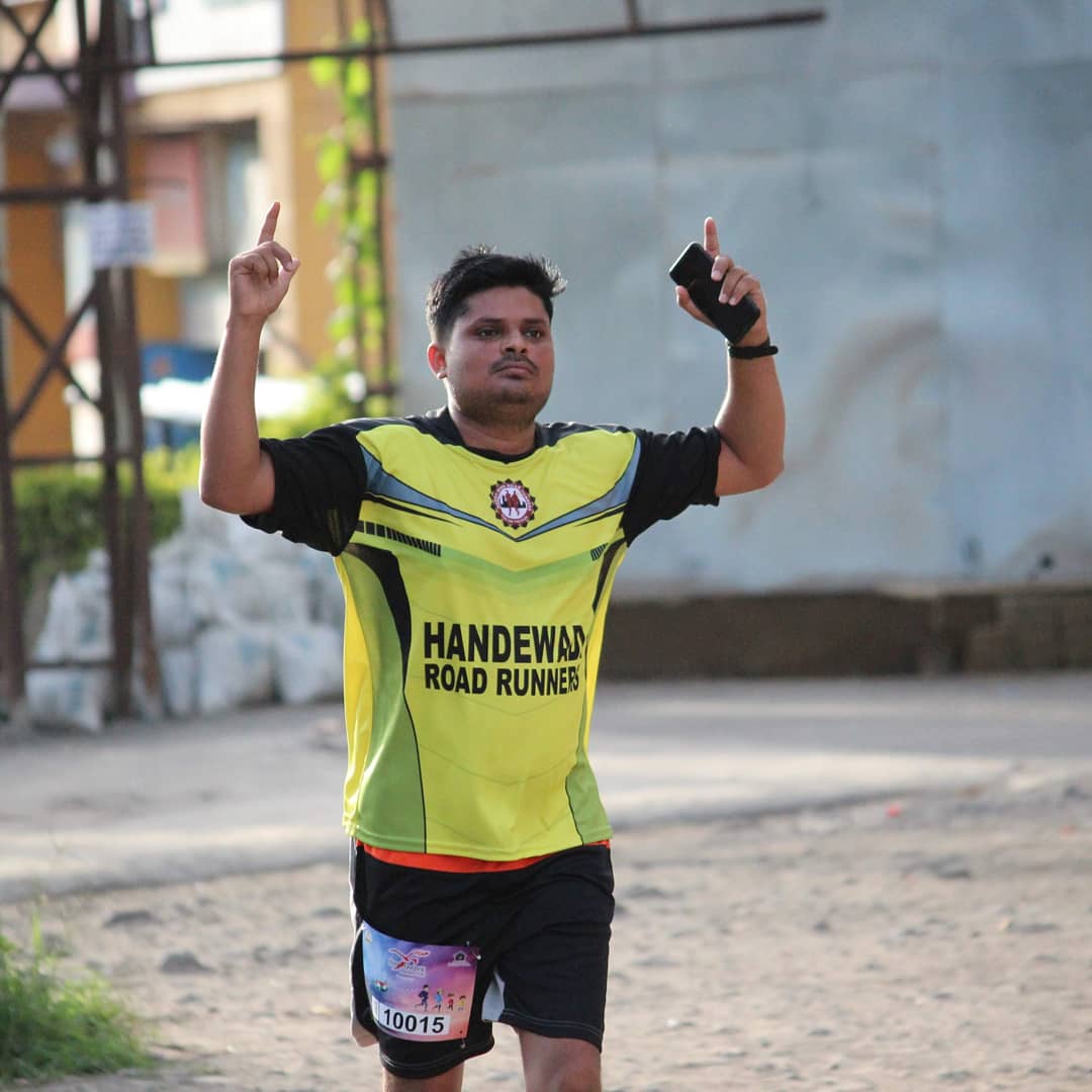 manishbupadhyay's tweet photo. Yesterday I had run 10 KM Marathon organised by Freerunners Charitable trust in 1 hours 9 Min.
#handewadiroadrunners #HRR #hrronrun #runningforfitness #runrestrepeat #marathon #freerunnerscharitabletrust #freedomfamilyrun #countryclub #undri https://t.co/RkTxJzR1Va