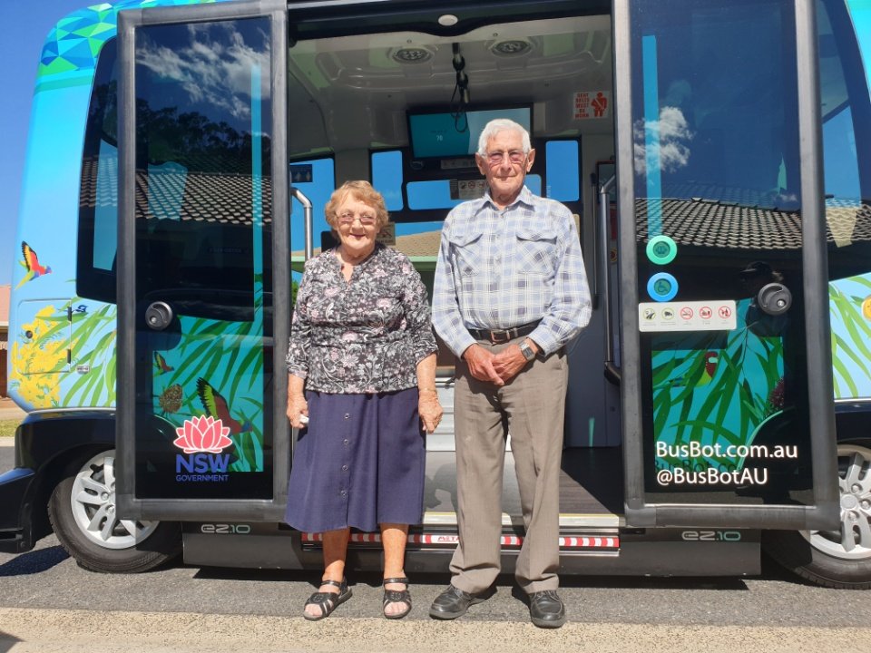 BusBotAU tweet media