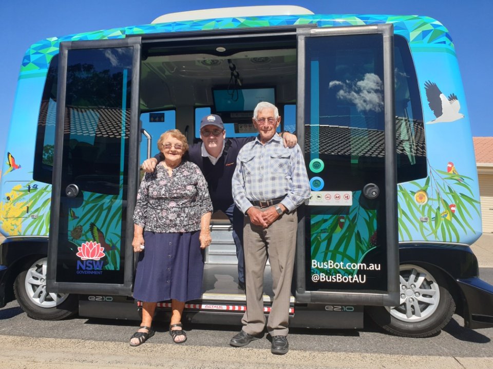 BusBotAU tweet media