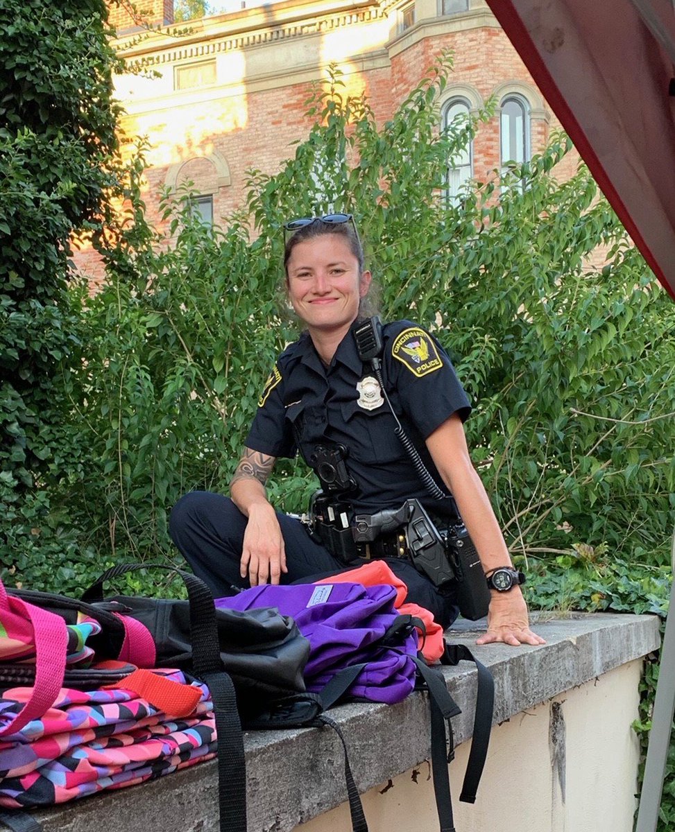 Cincinnati Police Department Pa Twitter Officers From District 1 Participated In The Dayton Street Back To School Bar B Que Po S Shayna Norman Nick Davis And Thomas Chiappone Passed Out Backpacks Binders And Other