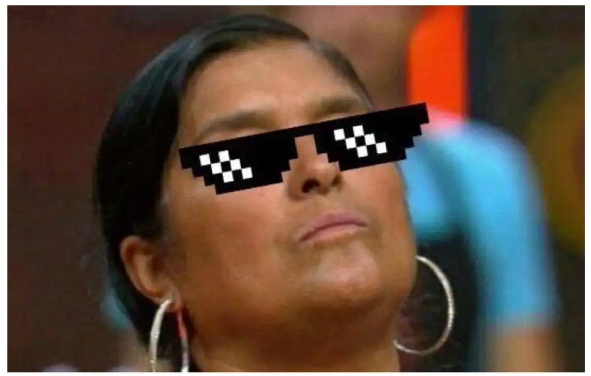esafonzetta's tweet photo. EL ESCLAVO DE LOS FINALISTAS JAJAJAJAJAJA
#MasterChefLaRevancha #LosMasterChefs https://t.co/IvKMOj6Cam