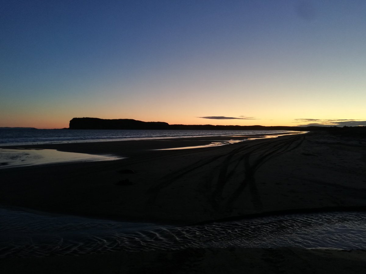 Jorge68441798's tweet photo. #Estaquilla y #pto_godoy a tan solo 1 hora 30 minutos de #puertovaras, la primera una caleta de gente de mar y la segunda una playa extensa de casi 2 kilómetros de arena, #AmadoSur https://t.co/mkgobbW2N5