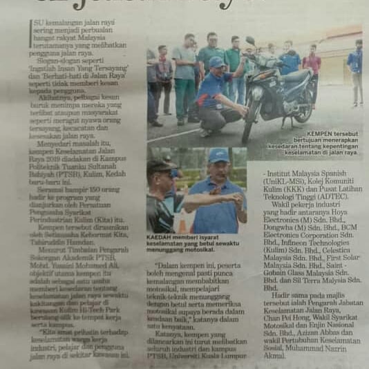 PTSB_edu's tweet photo. 19 Ogos 2019 Isnin
Akhbar Kosmo Sisipan K2 Ruangan Varia sempena Kempen Keselamatan Jalan Raya 2019 di Kampus Politeknik Tuanku Sultanah Bahiyah. Anjuran Persatuan Pengusaha Syarikat Perindustrian Kulim (KITA)
#makingPTSBgreat https://t.co/bMbxyDSyDI