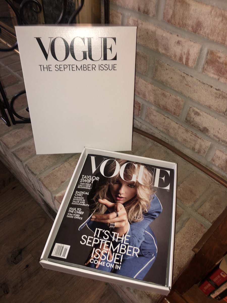 Quartzlyn's tweet photo. This beauty came today!!! #vogueseptember #LoverIn5Days #ThereWereFiveHolesInTheFence @taylornation13 @taylorswift13 https://t.co/z4YmapQjud