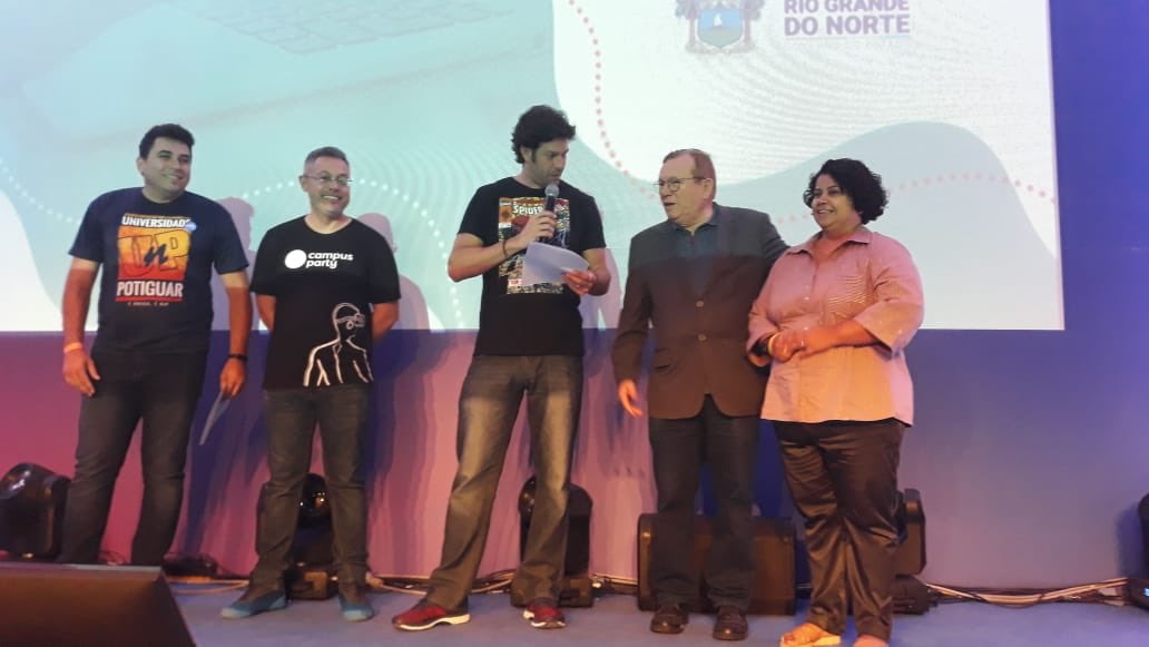 JulioFDRezende's tweet photo. @CampusPartyBRA @toniconovaes, #Natal agradece a #cpnatal2 . Que venha a #cpnatal3 https://t.co/ttTGMAwM2B