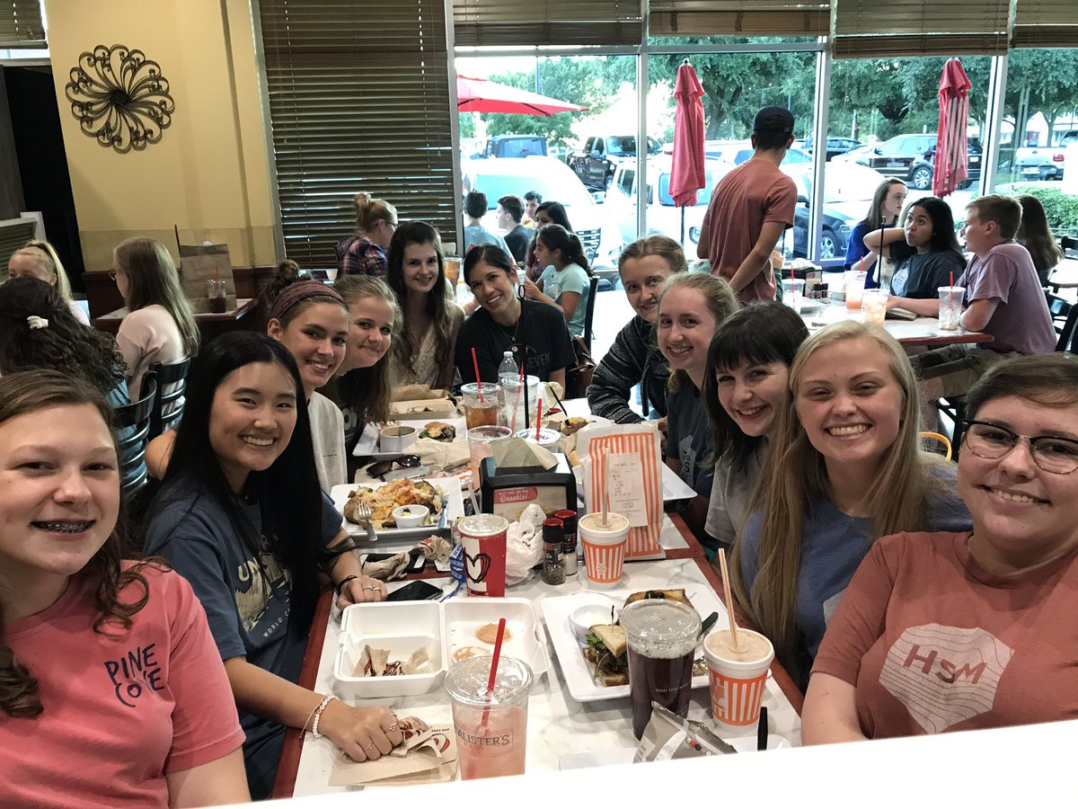 bt_hsm's tweet photo. “Show up. Dig into truth. Remember who you are.” #welovesmallgroups https://t.co/sWFxSvFw64