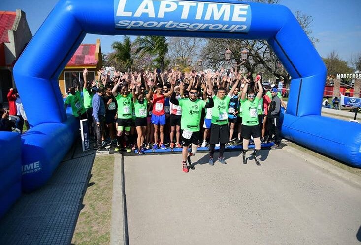 josebriacba's tweet photo. EXITOSA MARATÓN 2019🙌🏼

Con un gran ejemplo de "Los Imparables" que nos enseñan que se puede,que la limitación está en la mente y que la inclusión es la premisa fundamental para lograr una sociedad más igualitaria. 
Gracias a todo mi equipo de trabajo

#TrabajandoJuntos #Maratón https://t.co/IxGtwvElNc