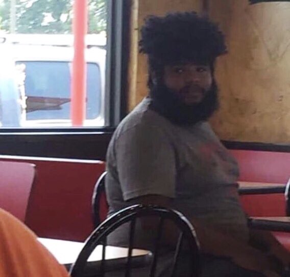 NFLMemes's tweet photo. Zeke spotted chillin at Whataburger during his holdout https://t.co/U4WIweyYf8