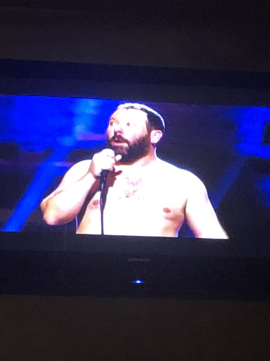 shane46168's tweet photo. @LukeBryanOnline was cancelled so we watch @bertkreischer https://t.co/Uetcn3nuP7